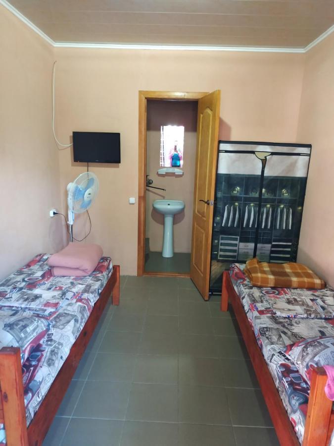 Monte Karlo Hotel Зализний Порт Екстериор снимка